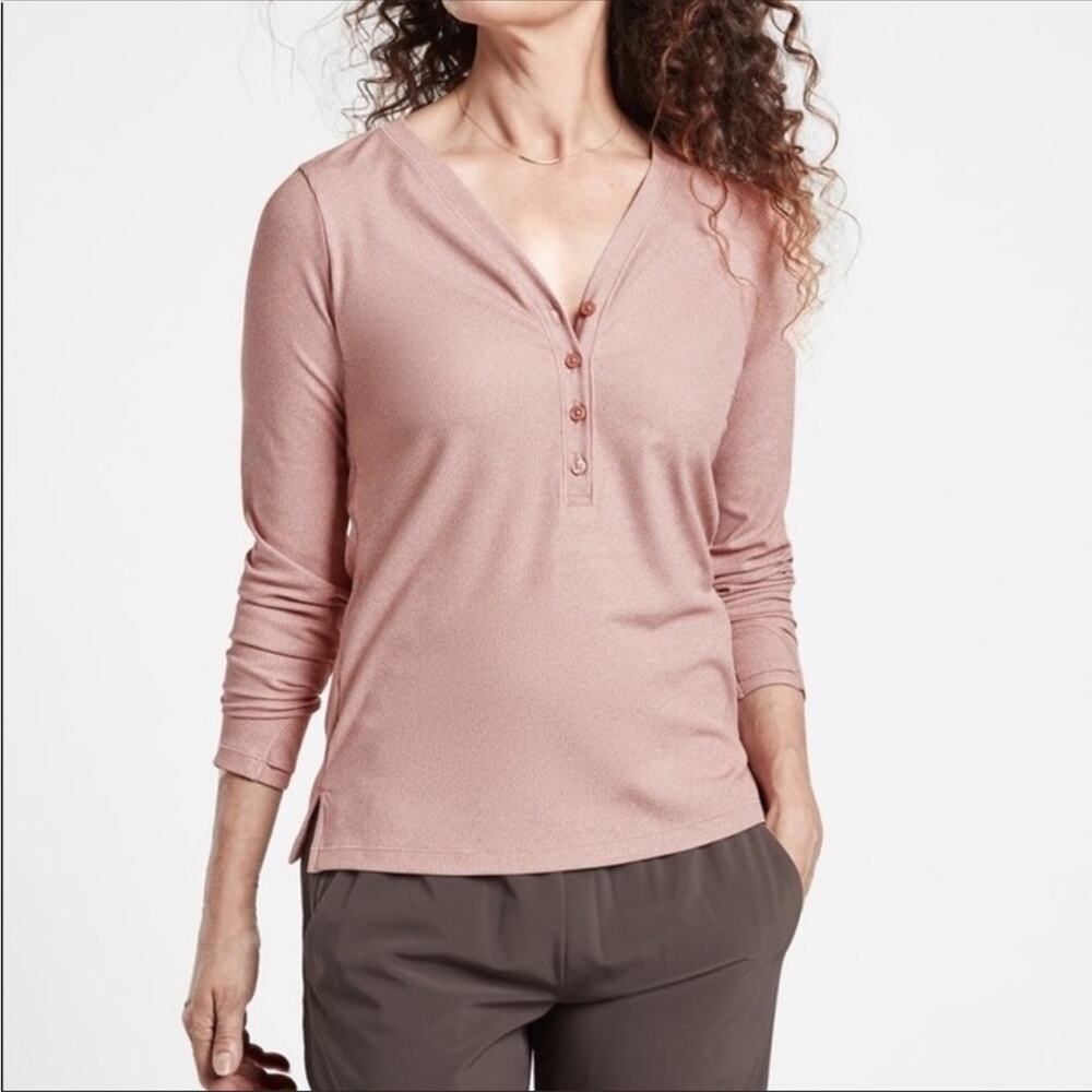 Athleta Uptempo Pink Ribbed Long Sleeve Half Button Down Henley Top Size M